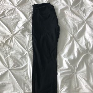 Halara Cross Over Leggings